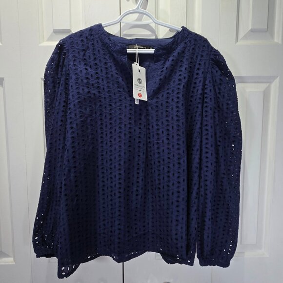 New Blue Eyelet V-Neck Long Sleeve – Size XLarge - Dressy Casual Blouse - Picture 1 of 6